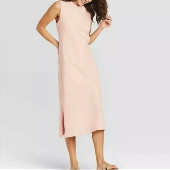 Universal Thread Dresses Universal Thread Pink Crew Neck Maxi Dress